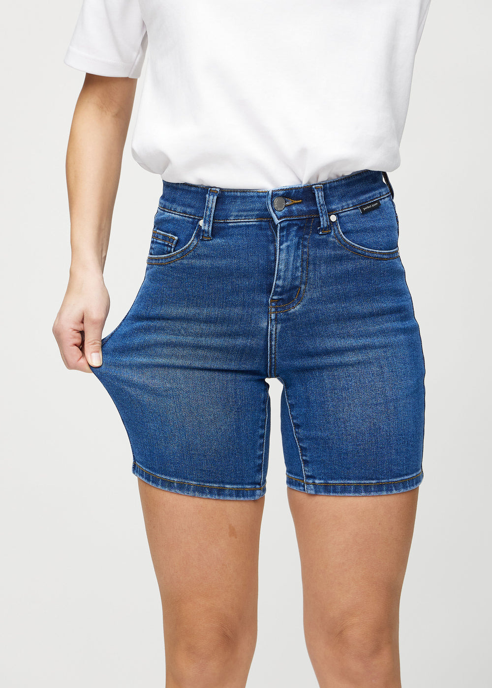 Women All Perfect Shorts Perfect Jeans